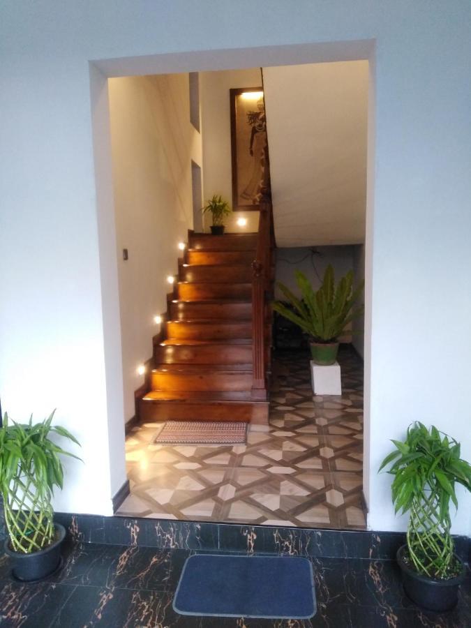 Y&Y Residence Κάντι Εξωτερικό φωτογραφία